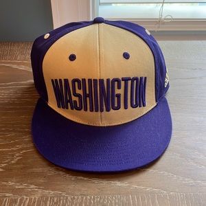 Washington Huskies Hat